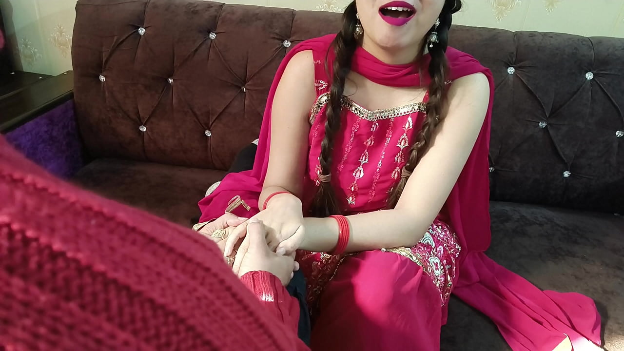 Indian Jija se saali ne manga Christmas gift lund ko muh main lekar dabaaye aapne chuche aur gaand faad chudwaya aapna goora ran