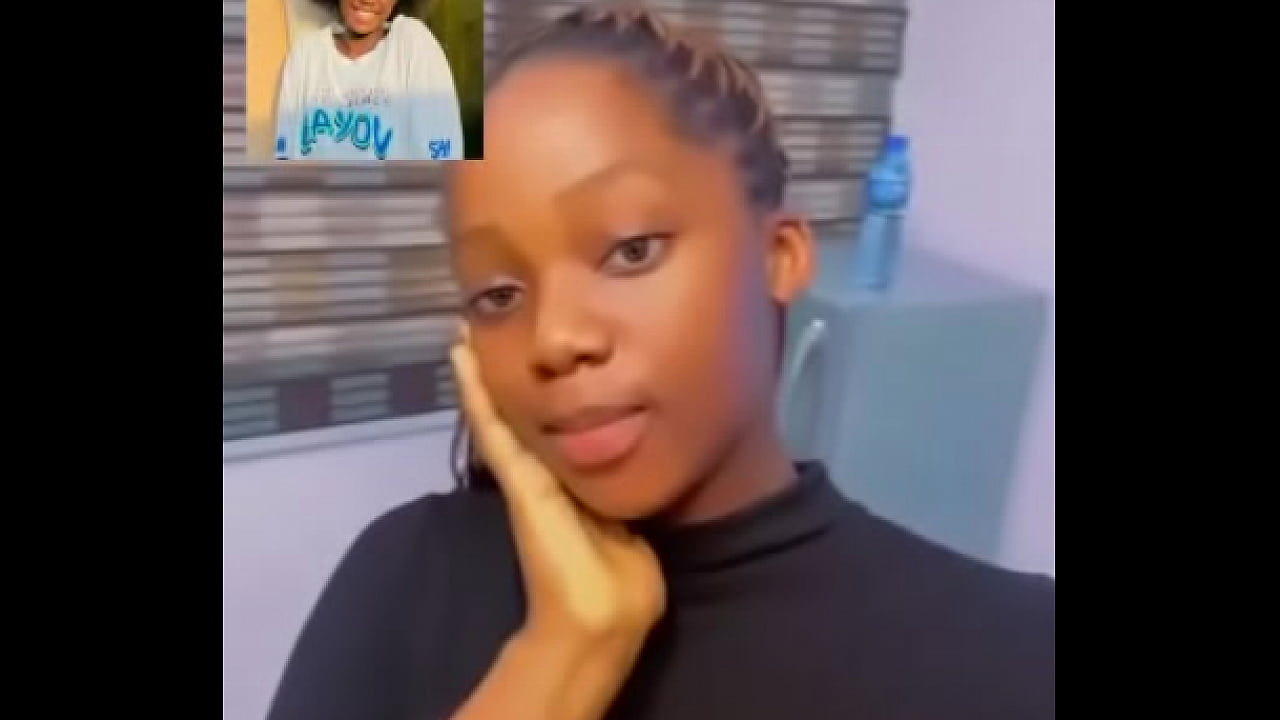 5 second's twerk from Lolly