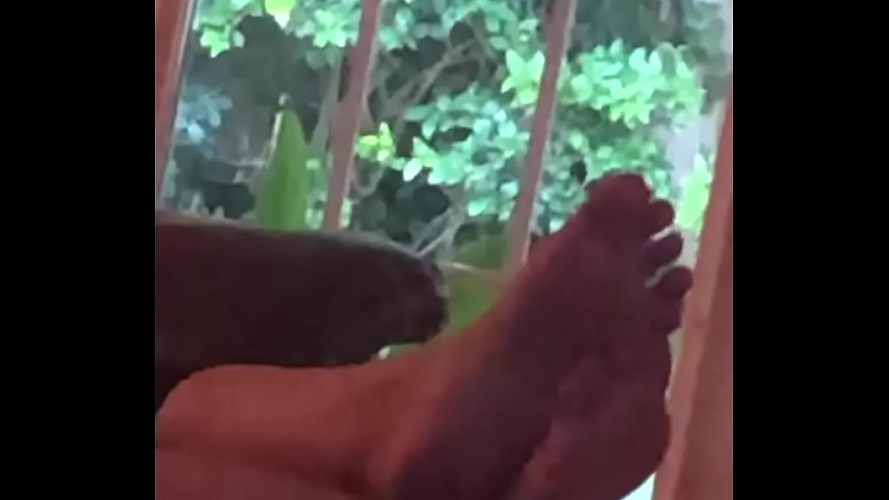 Filming my step sisters long hot toes