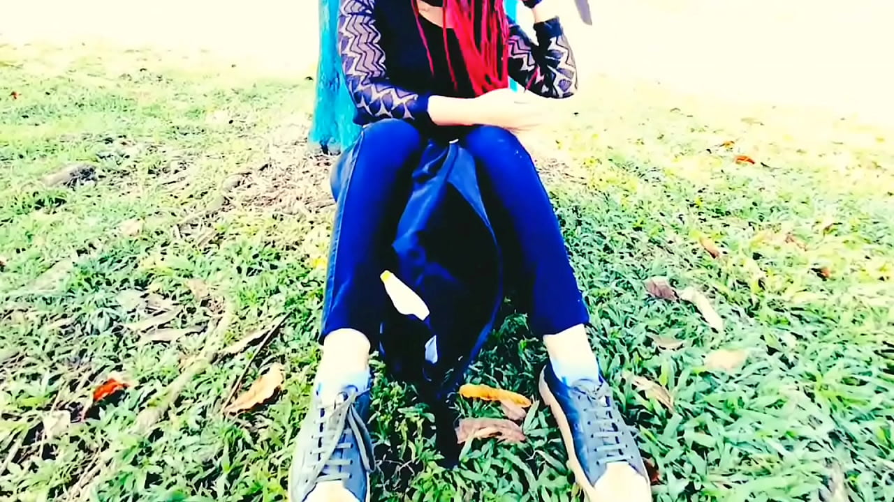 LE DOY DINERO Y ELLA ME DA SEXO ANAL