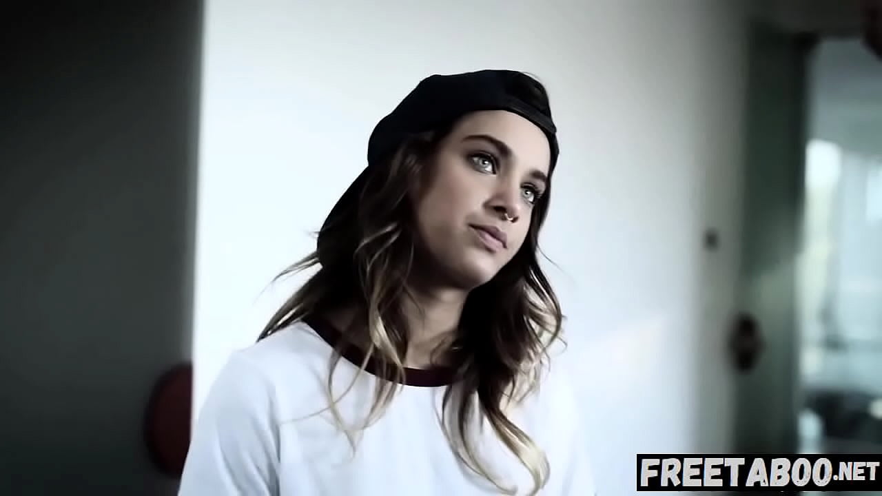 Cute Lesbian Stepsister Uma Jolie Fucks Her Stepbrother Chad White To Keep A Secret