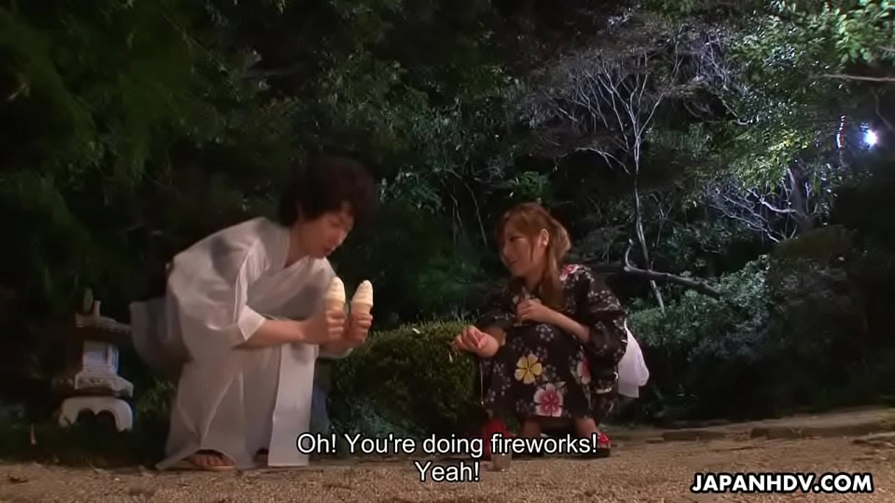 Kimono wearing beauty sucking of a huge samurai