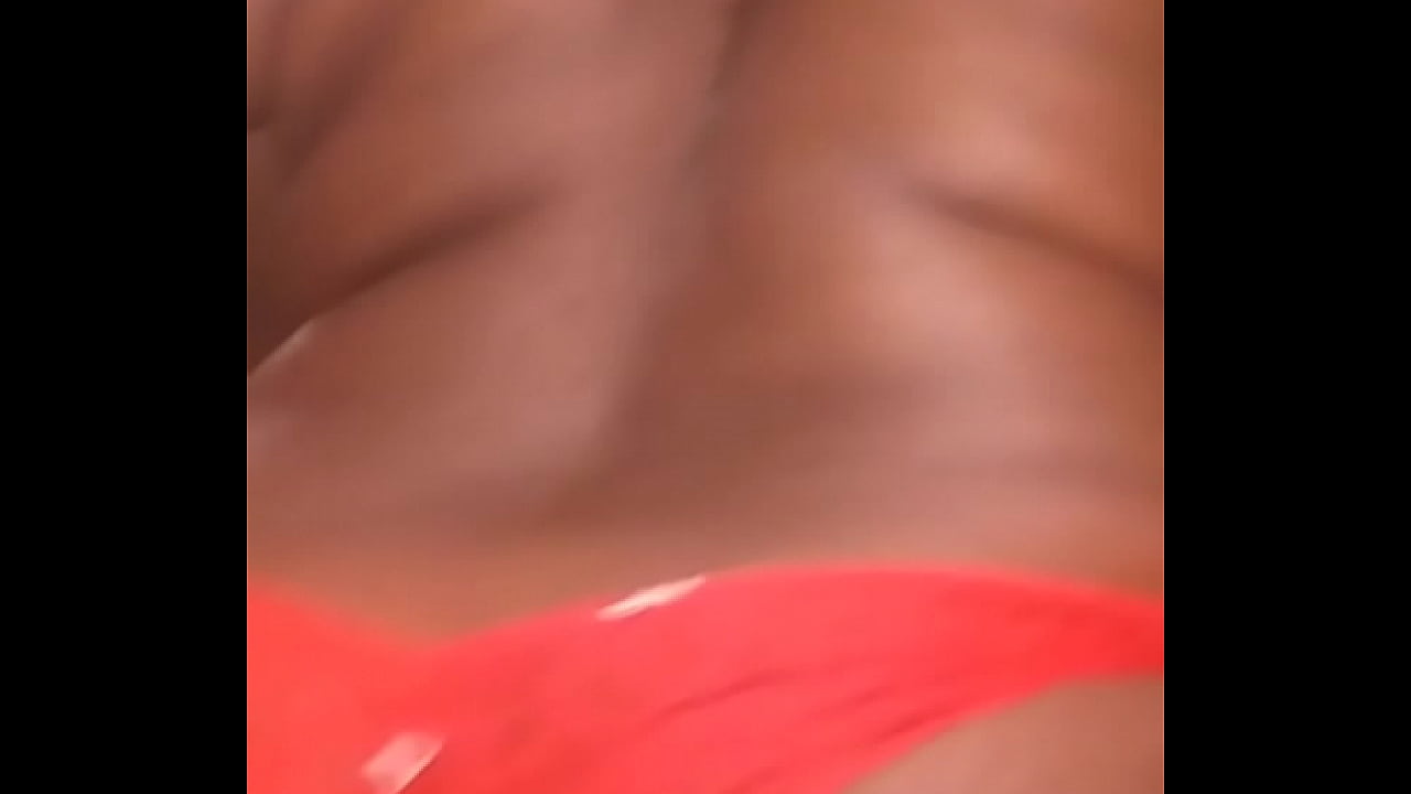 Juicy ass sucks up panties