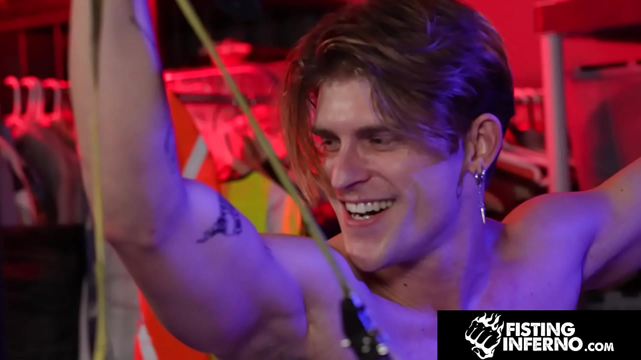 Cock Hungry Kyle Michaels Railed By Hunk BBC