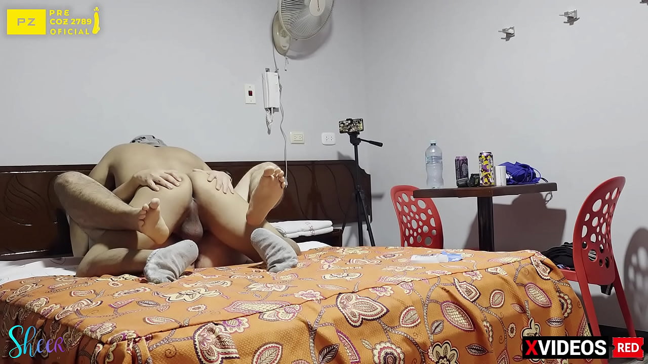 Me reencontr&eacute; nuevamente con amigo pasivo, le met&iacute; mi verga y lo pre&ntilde;&eacute; deliciosamente en Hostal del Centro de Lima - Versi&oacute;n Gratis