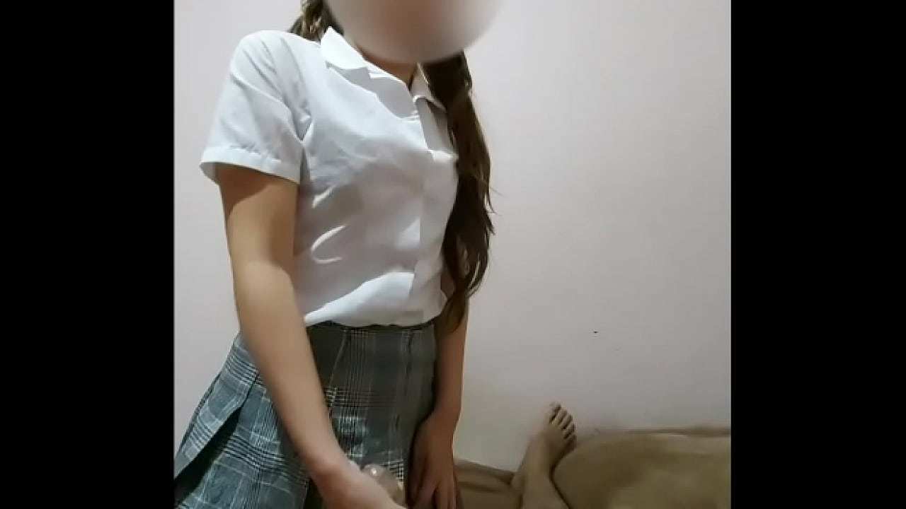 POV Alumna de escuela federal de CDMX mamando verga con pasi&oacute;n a su hermano - hermano necesito dinero, soy virgen pero  hago lo que quieras! morrita colegiala, estudiante de M&eacute;xico, casero -