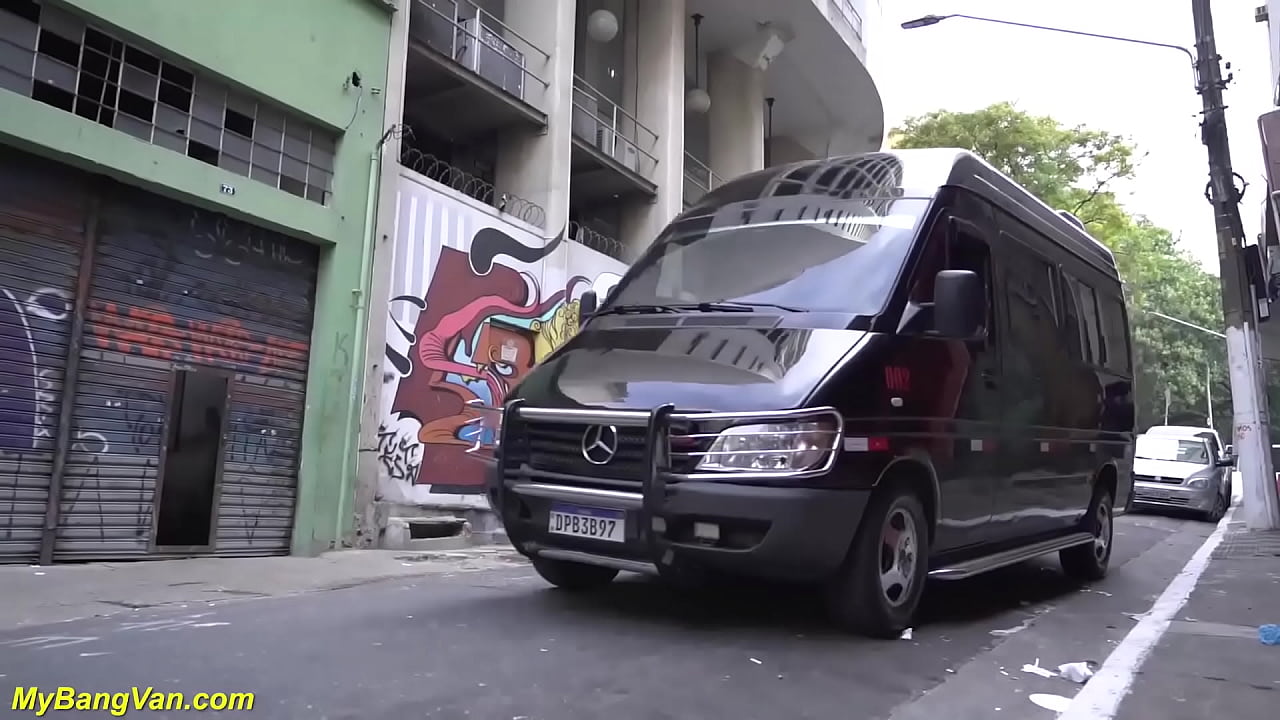 sporty brazilian milf in skintight spandex leggins picked up from street for her first rough anal sex in my bang van