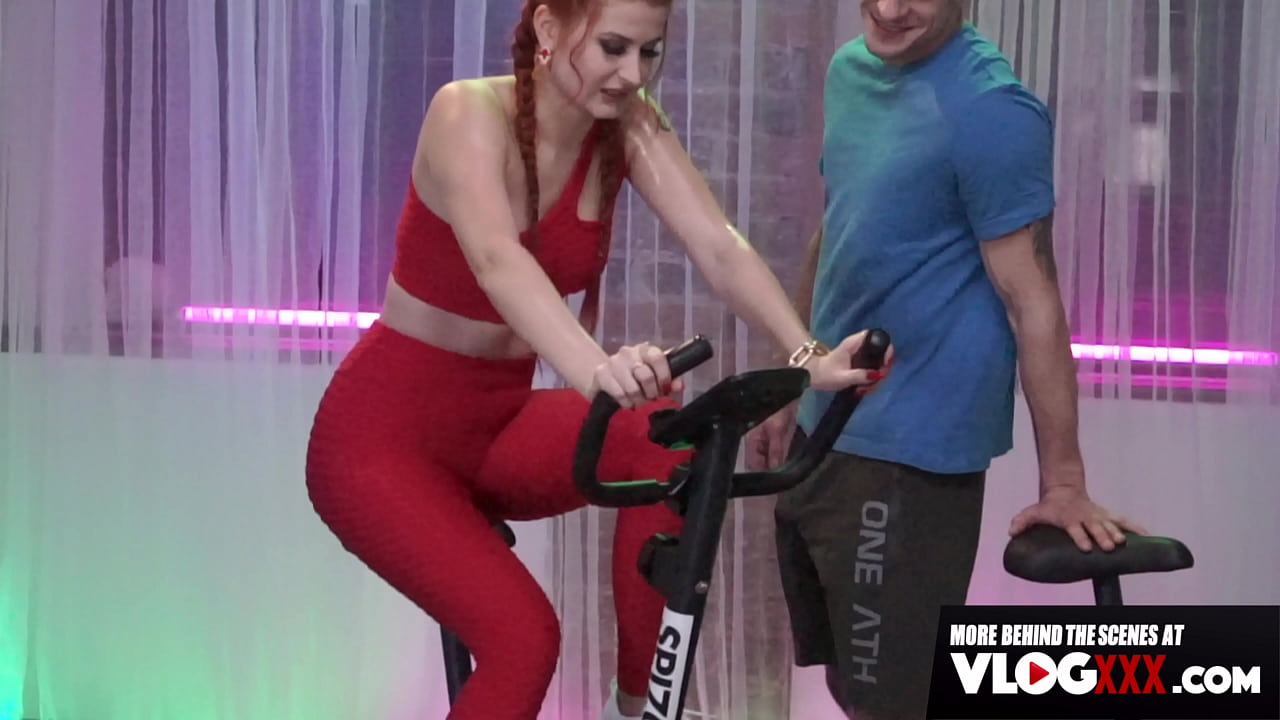 Beautiful Redhead Hottie Gia Tvoricceli BTS