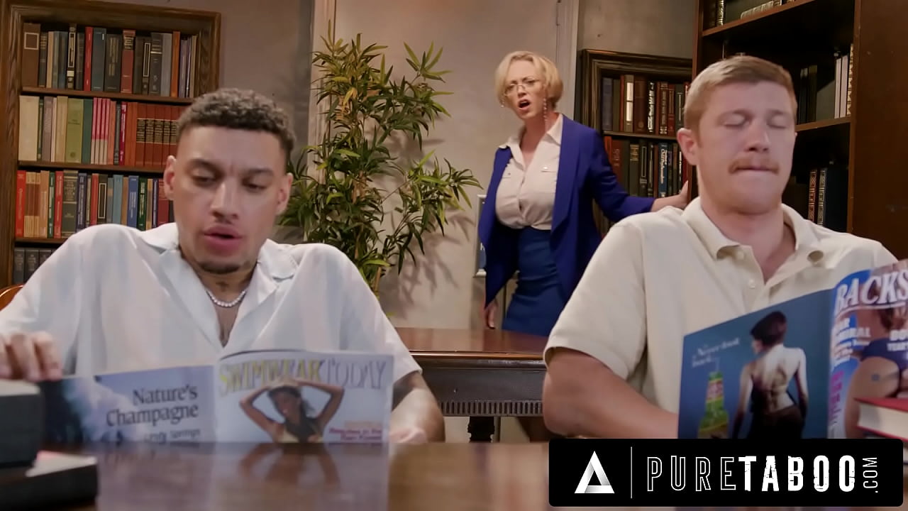 Shook MILF Gets DP Fucked In Library