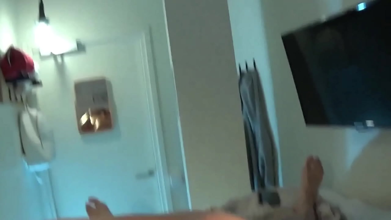 Iranian Sex With Horny Pussy Milf