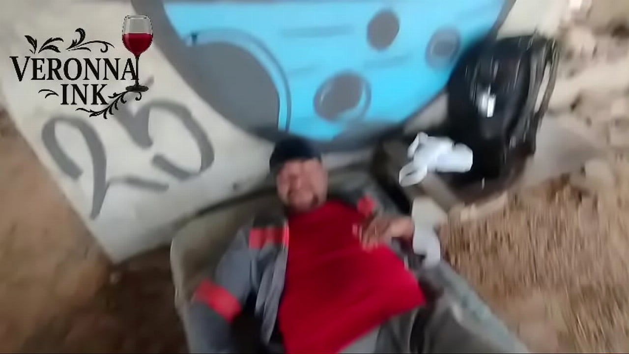 Veronna vai na constru&ccedil;&atilde;o s&oacute; pra provocar The Black Hunter (1)