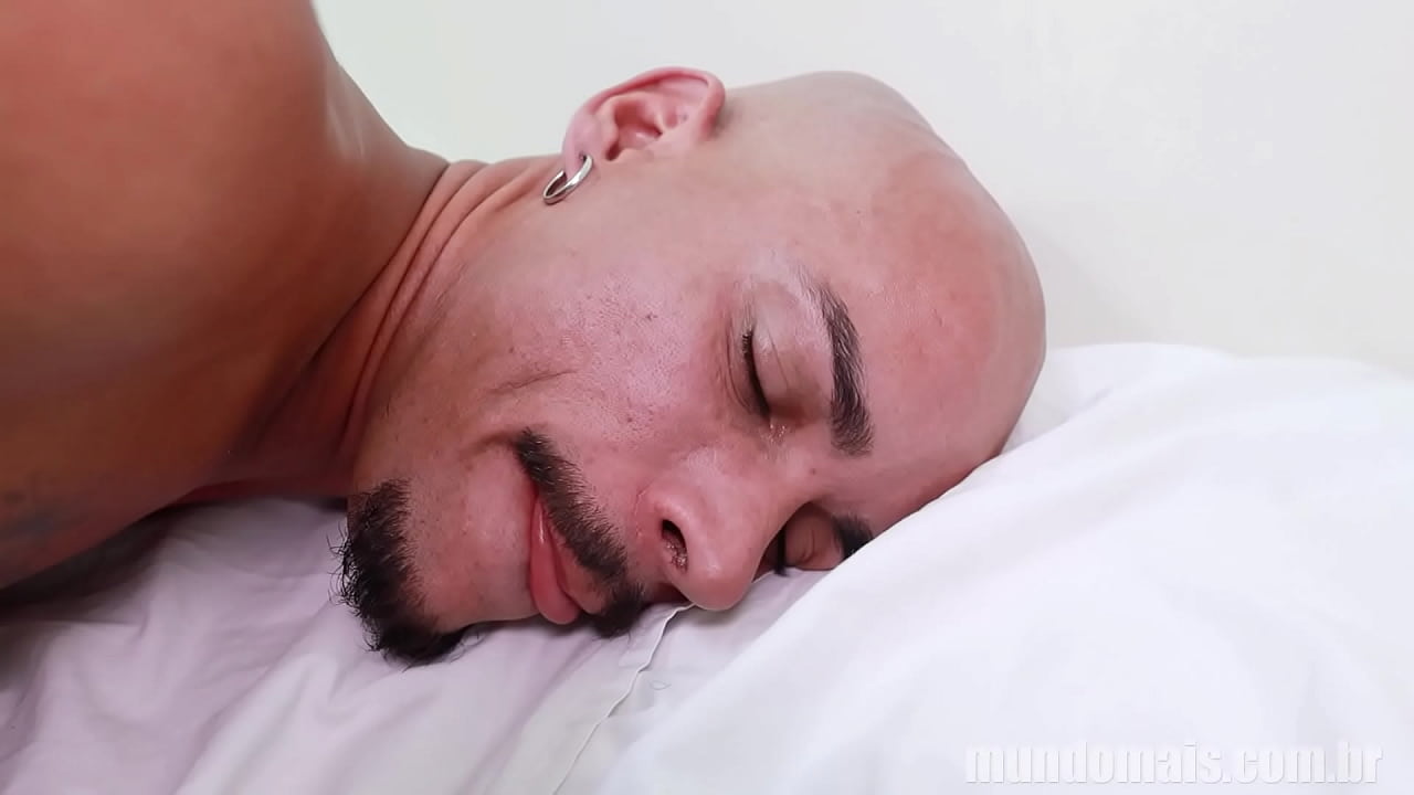 Fucking my roommate with my 9 inch dick