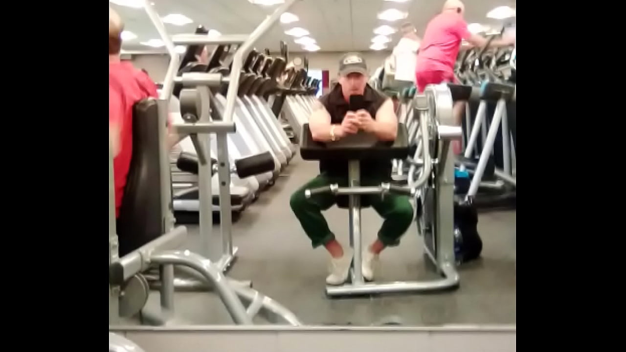 Nick Wonder Checks in with his Fan Base