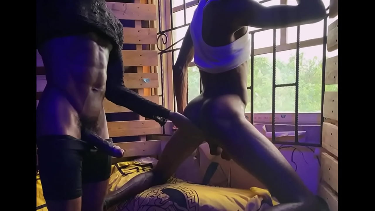 Twink horny at sunset free video