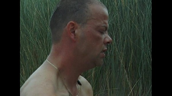 Hot girl fucked in the open