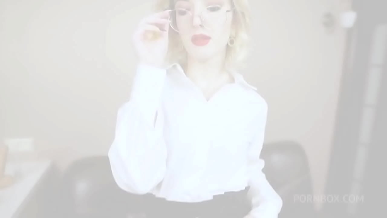 Messalyna debut anal first porn (dry)