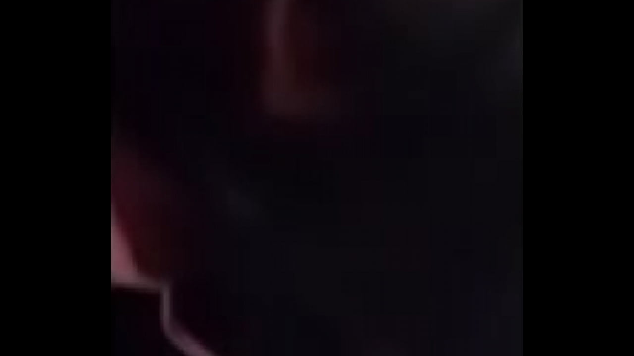 She blow good by the water S.F bay