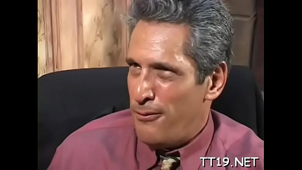 Classy blonde lady Daryn's twat gets fully satisfied