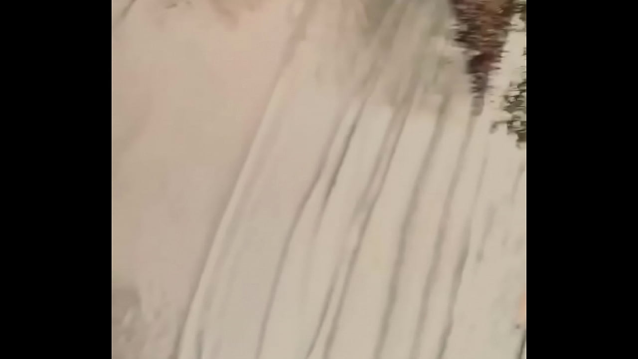 &ldquo;Getting head by the beach&rdquo;