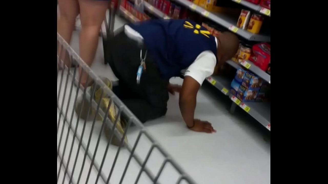 20160829 113016[1] wal mart booty