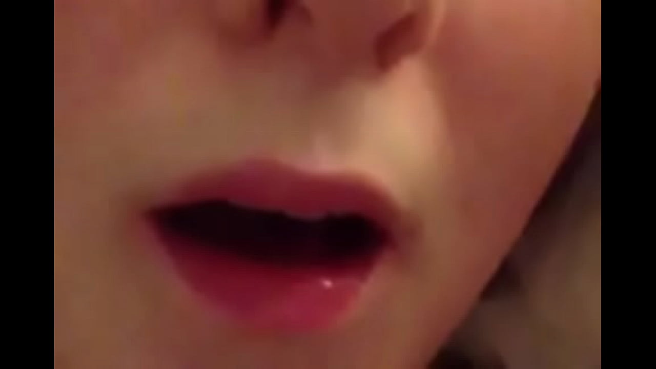 Louise cumming loudly whilst rubbing clit