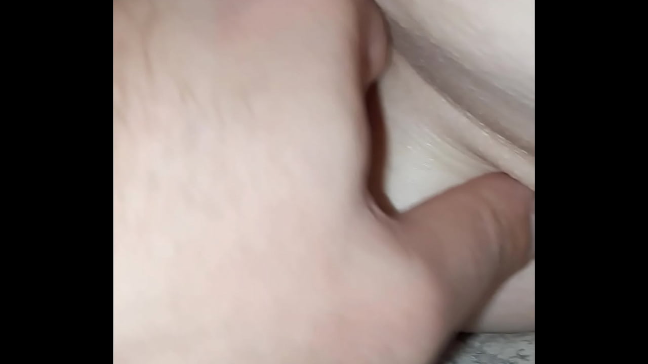 finger in pussy