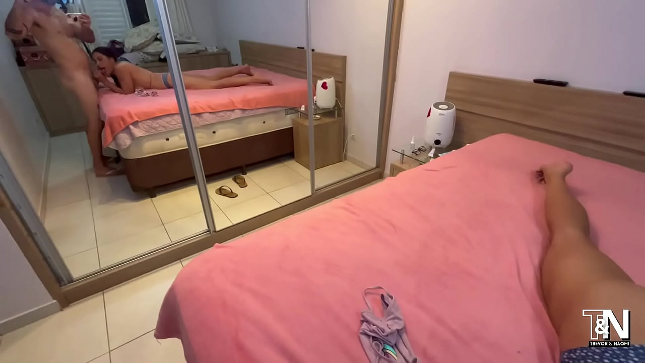 She stretches to receive cock in her pussy!