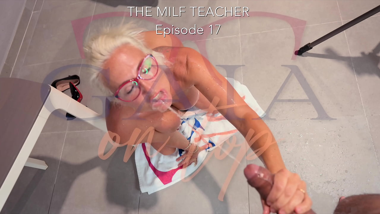 426 | MILF TEACHER &ndash; ANAL PISSING DRINK FETISH