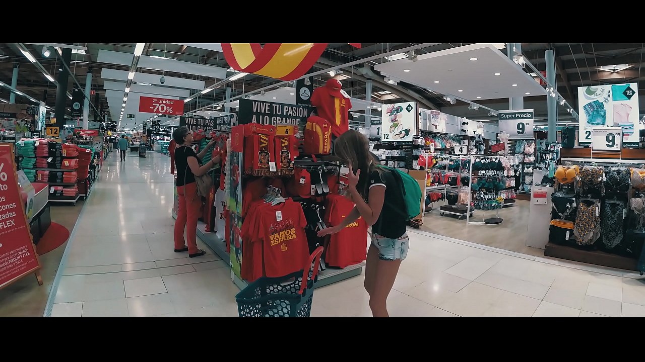 TRAVEL SHOW Russian pornstars -  Valencia part 2 Purchase those most leggings