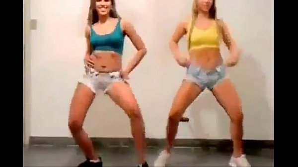 Amigas dan&ccedil;ando funk 1