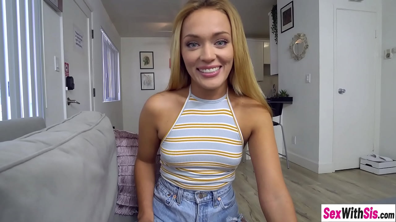 Hot babe enjoyed blowjob and pussy fucking