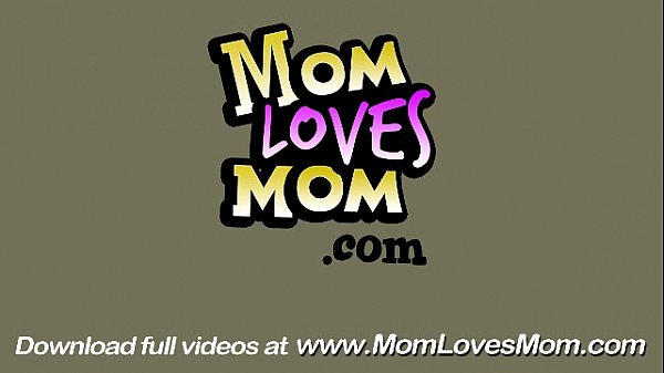 Extremely horny amateur mom gets lesbian