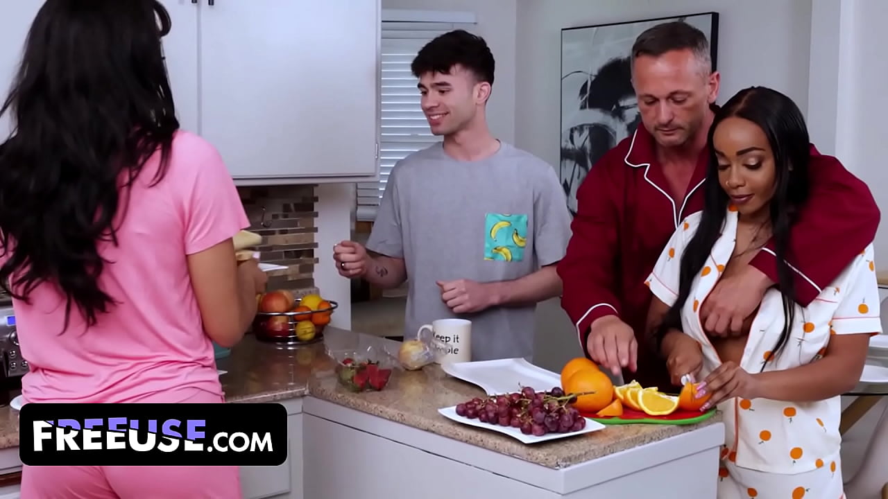 &ldquo;Freeuse Me All Day Long!&rdquo; Lily&rsquo;s Father&rsquo;s Day Gift