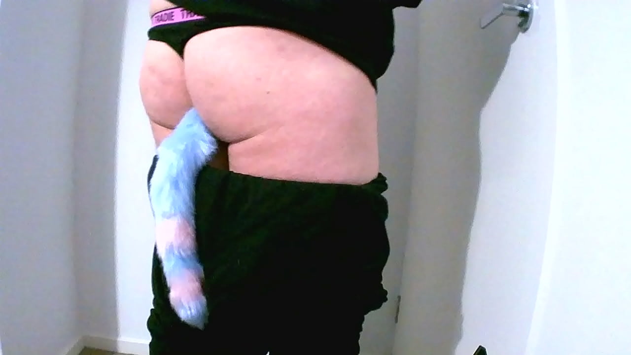 Chubby Sissy Uses Butt Plug