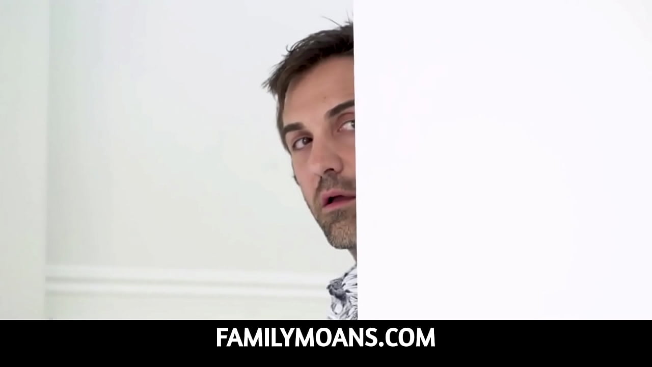 Petite Virgin Latina Teen Stepdaughter Orgasms For Her Stepdaddy - Gianna Dior, Donnie Rock