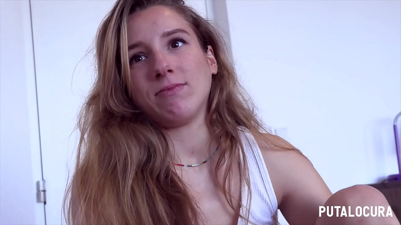 PutaLocura - Follando muy guarro con la jovencita cachonda Elisa Sol despu&eacute;s de una charla.