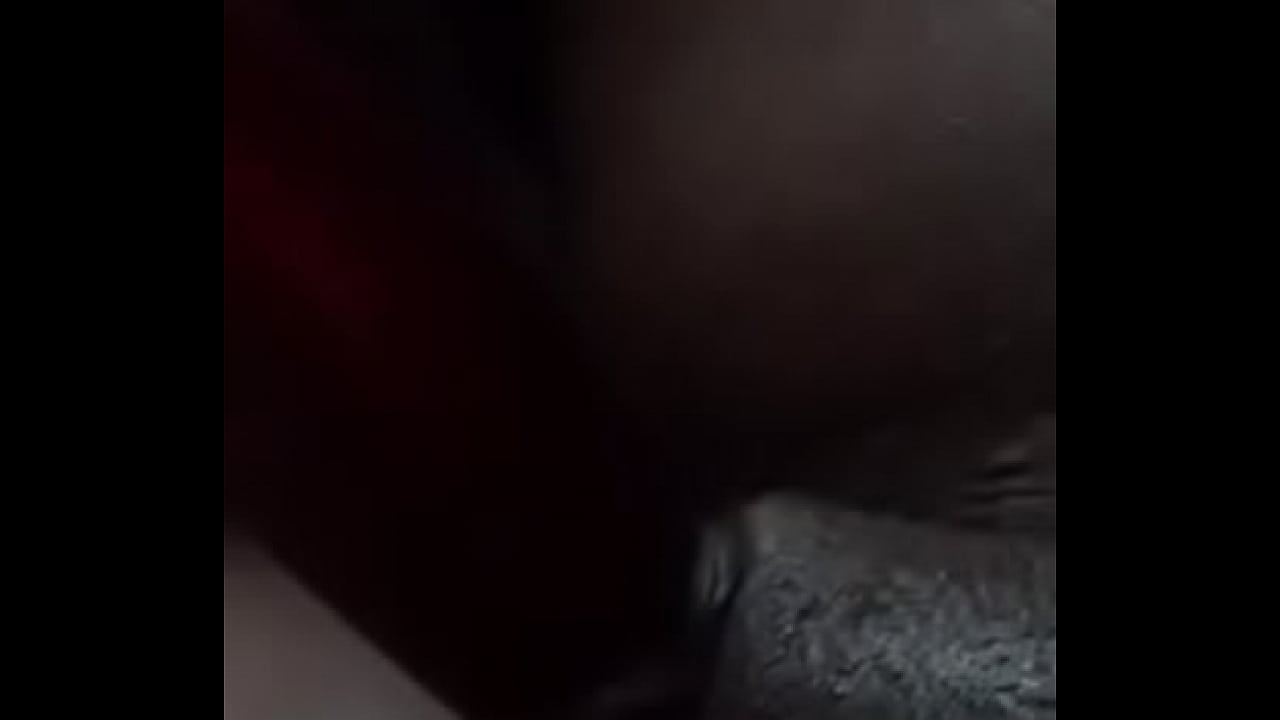 Hot ebony teen pussy play