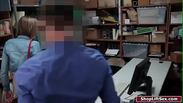 Blonde thief rammed by LP officer to avoid cops involvement