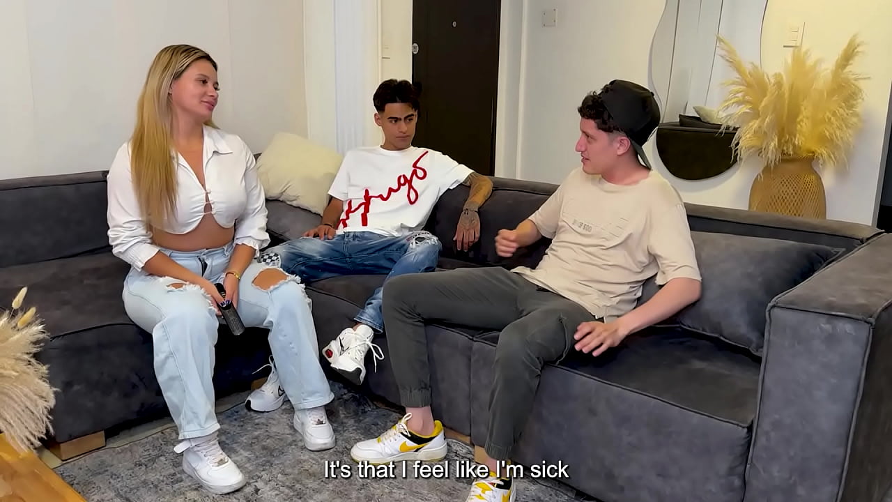 Colombian blonde MILF fucks her stepson's nerdy best friend while her husband is not at home! Karensleent, Pipeboy, Danyel Mast