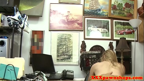 Tattooed pawnshop amateur sucks before facial