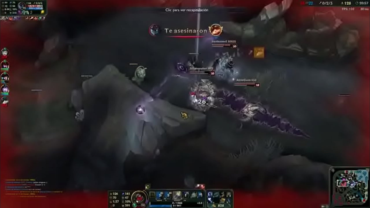 Teemo por un arbol, una piedra y una cosa rara