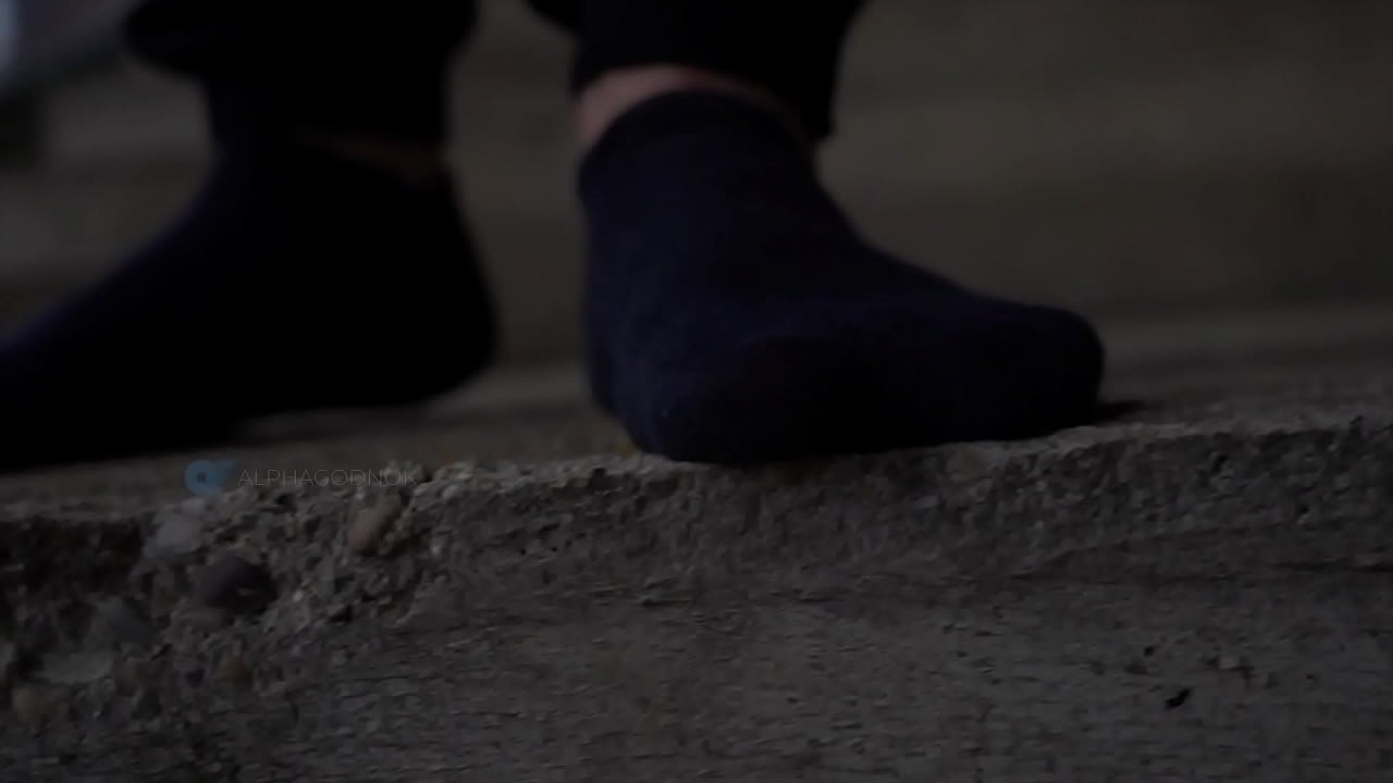 Nok degrades you with his feet