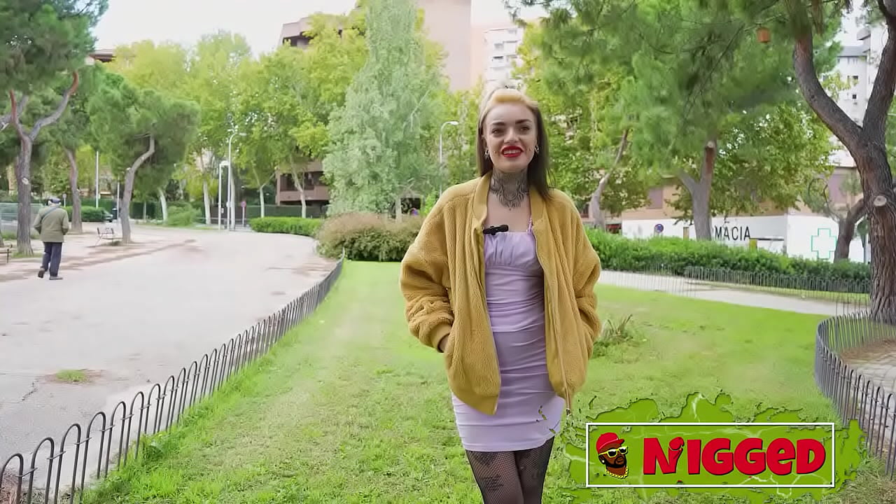 Lady Medusa is pierced in the ass with a black cock