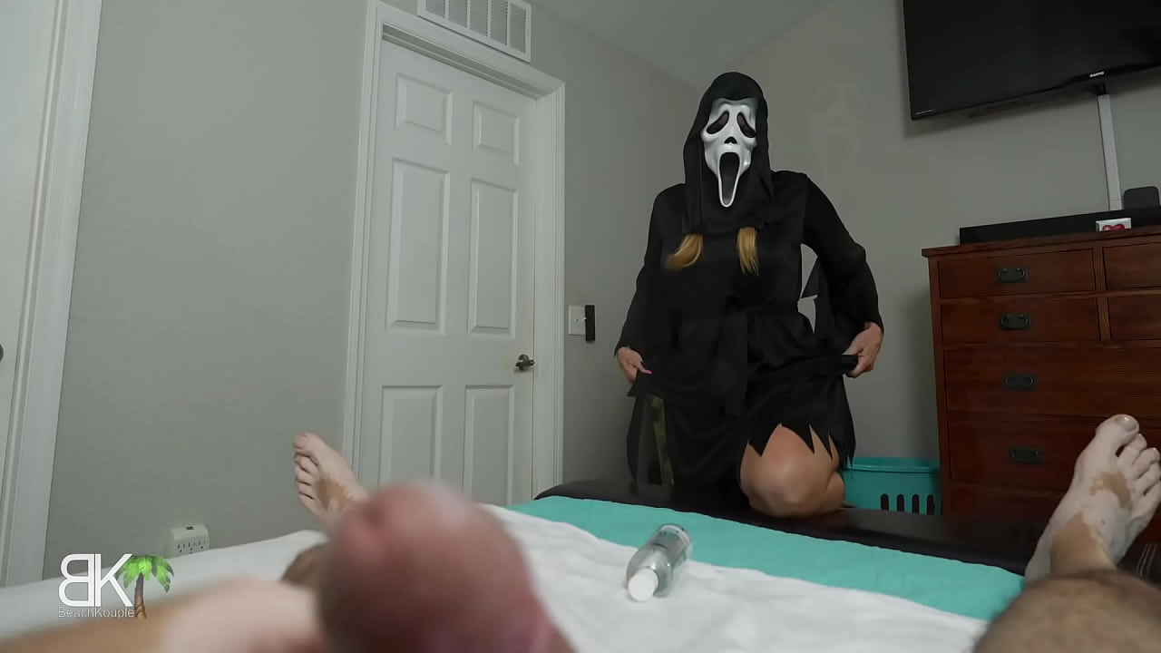 FREE Ghostface Fucker: Halloween Sloppy handjob. - 1of3