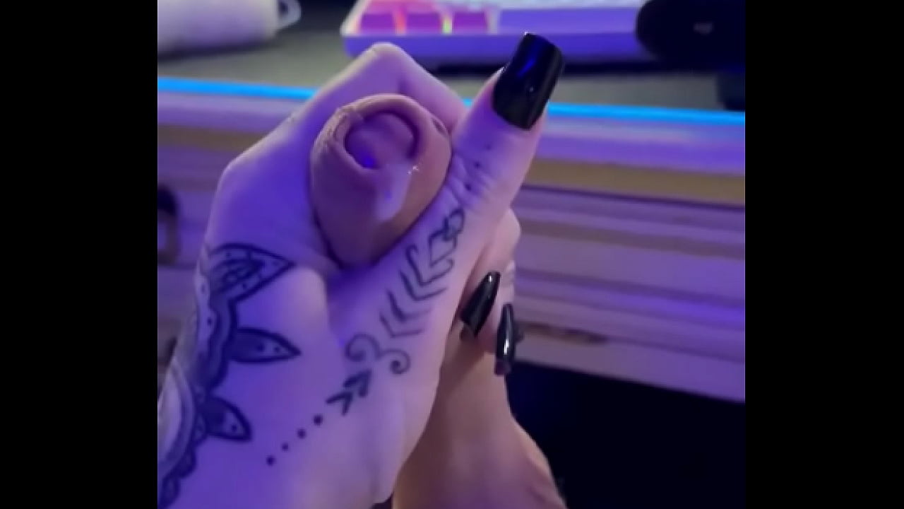 Do you like my cum? Would you like it inside you (mouth or ass)?#cum #dick #bigdick #transdick #shemale #tranny #ladyboy ...