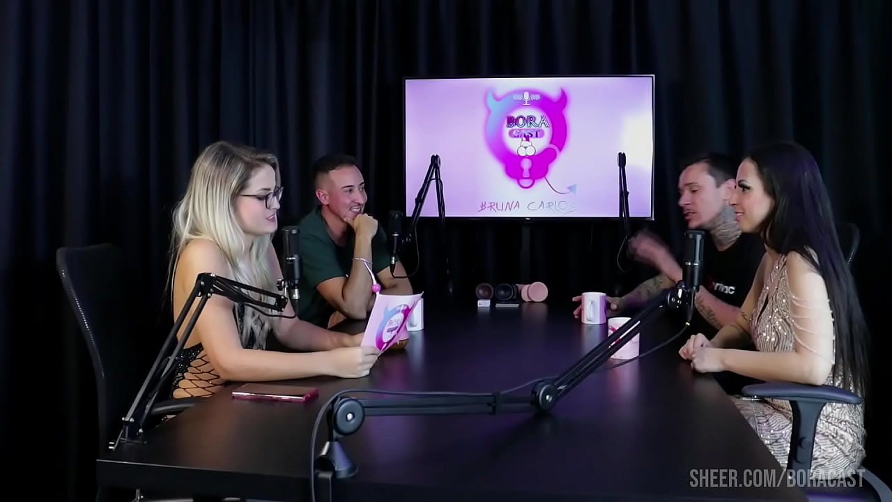 Ela n&atilde;o faz alguns fetiches, a av&oacute; fazia punheta com o p&eacute;, n&atilde;o faz coisas por dinheiro e &eacute; divorciada - Teh Angel & Ktal (SHEER/RED)