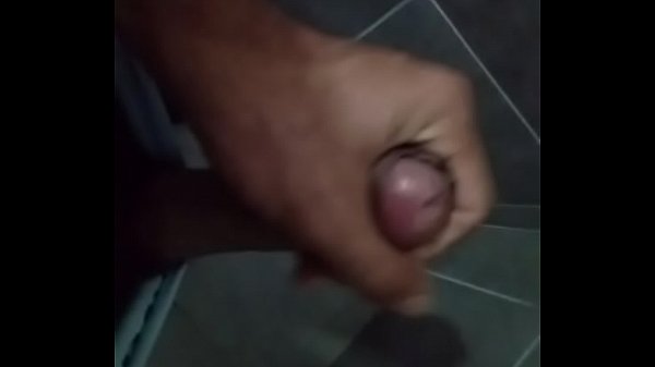 Ponheta gostosa ele adora se masturbar