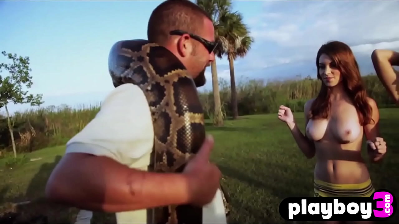 Sexy lesbians enjoyed a crazy games