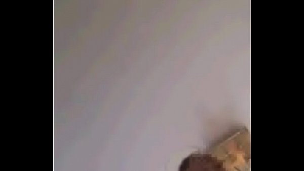 Levent Er masturbiert