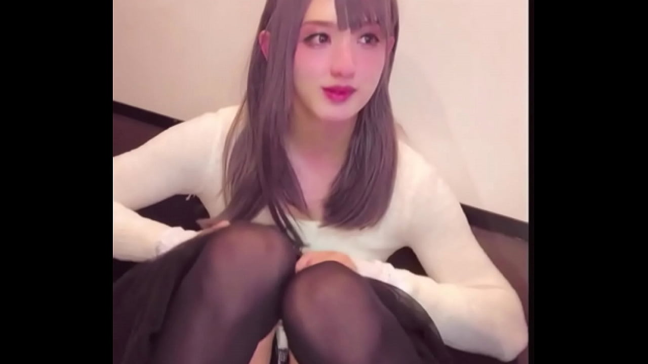 エッチな動画を配信するよ。とってもとってもエッチな"
